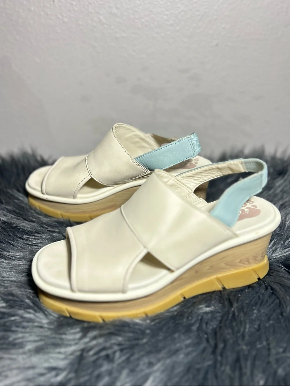 Sorel Joanie III Slingback Sandals Chalk Crushed Blue Wedge Sandal Size 7